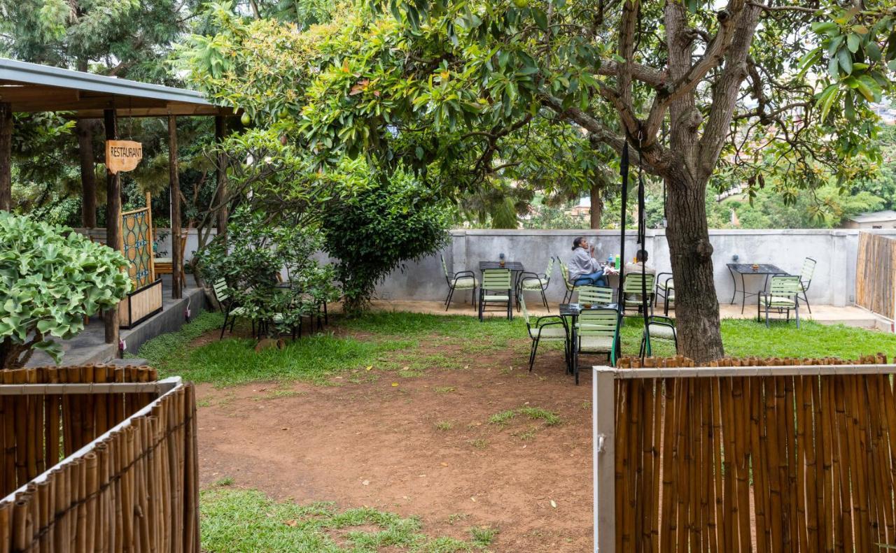 Tea House Bnb キガリ エクステリア 写真